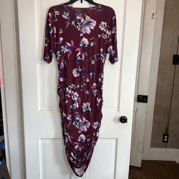 Motherhood Maternity Side Ruched Scoop Neck Half Sleeve Knee Length Dress 1X - Picture 4 of 7